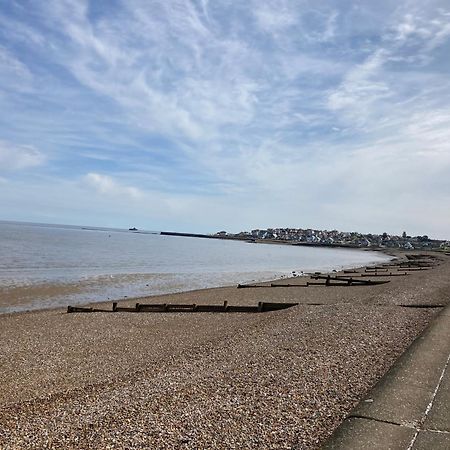 Seaview Holiday Rentals - Seawall Whitstable Zewnętrze zdjęcie